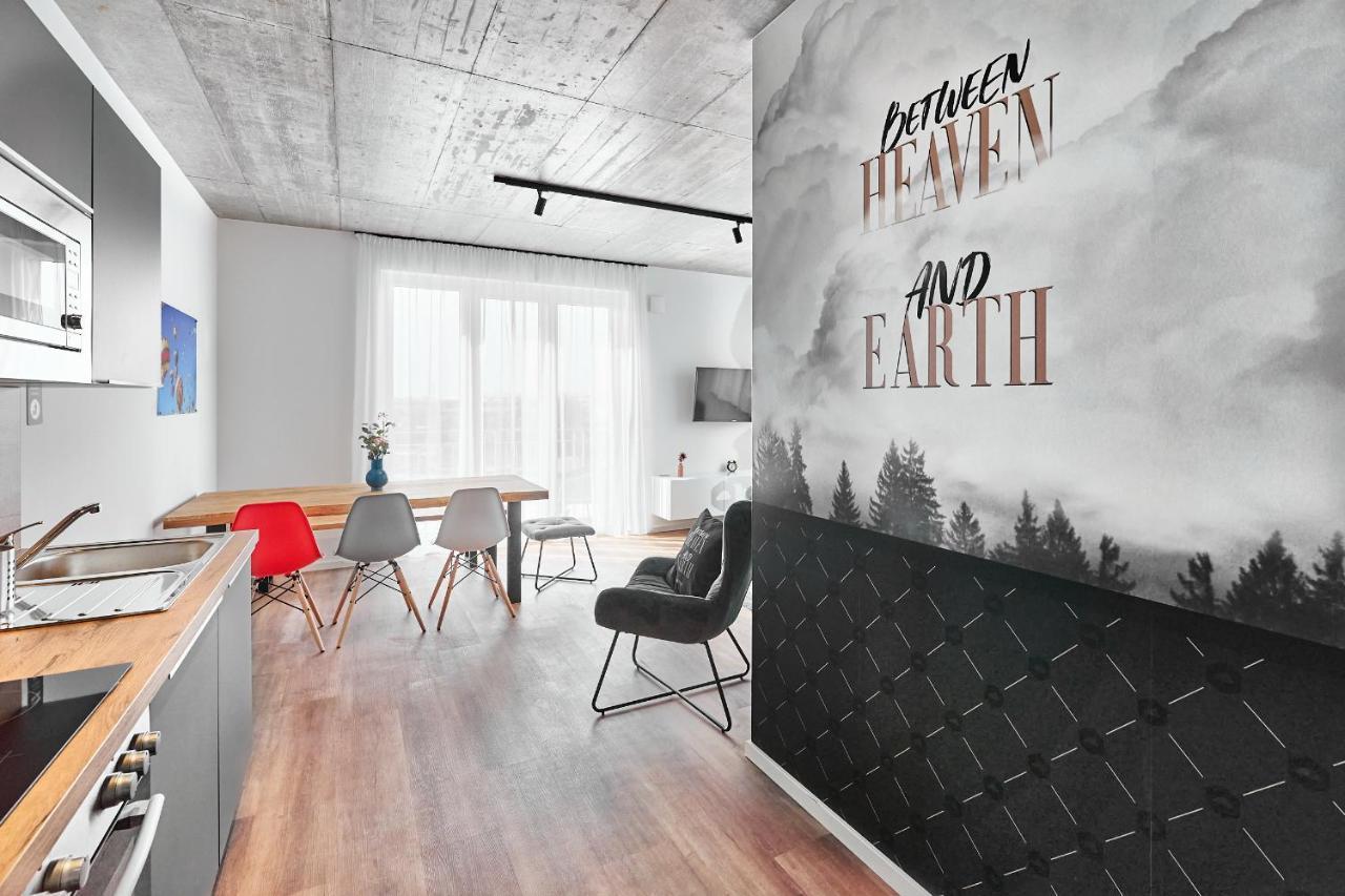 The Cloud Suite Apartments Фрайбург Екстериор снимка